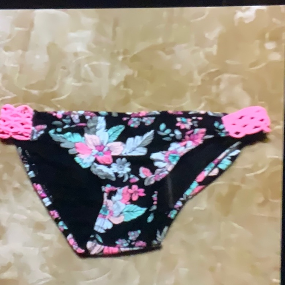Arizona Bikini Bottoms Small NWOT SW-41
